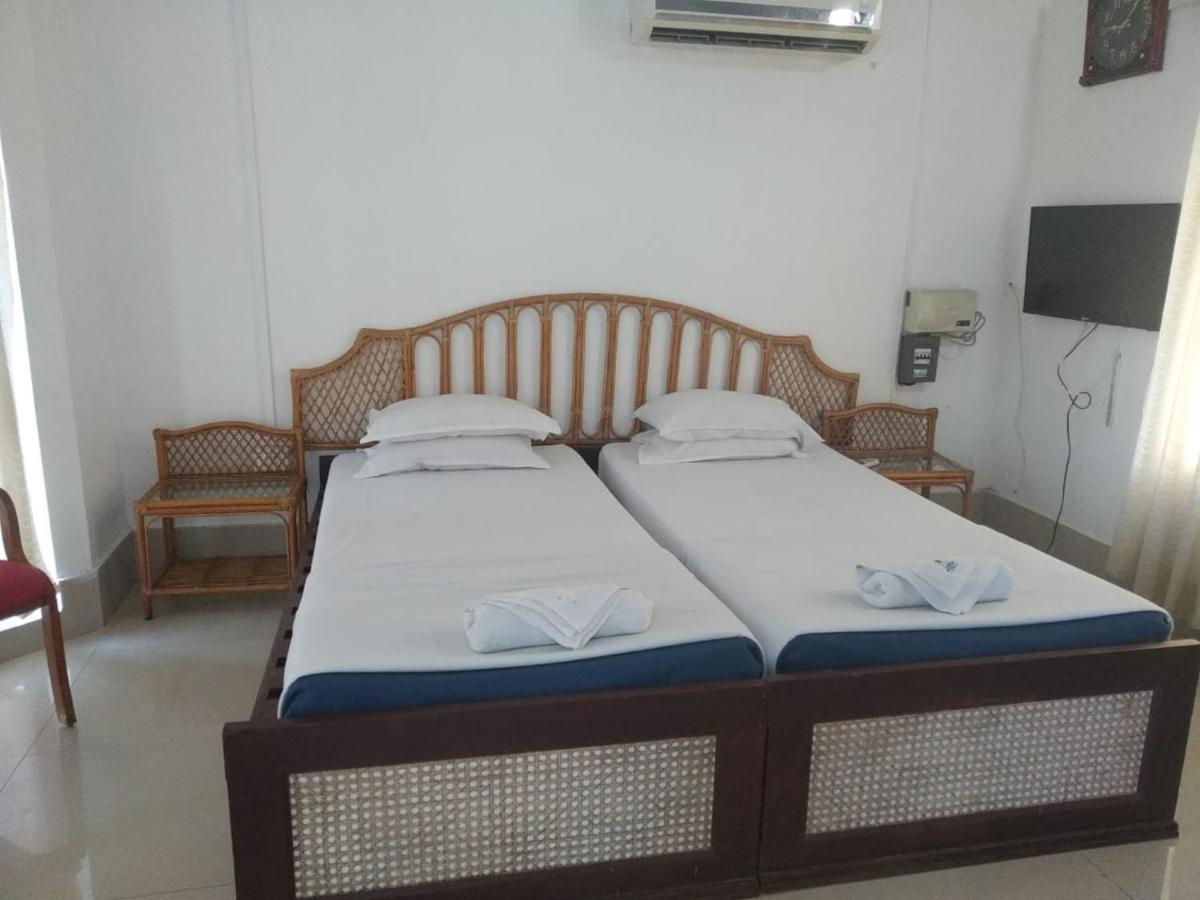 Kadmath Beach Resort Kadmath Island Esterno foto
