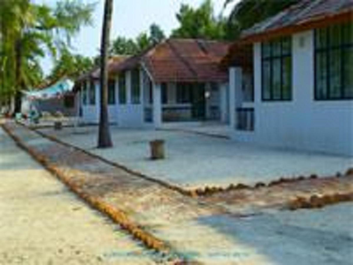 Kadmath Beach Resort Kadmath Island Esterno foto